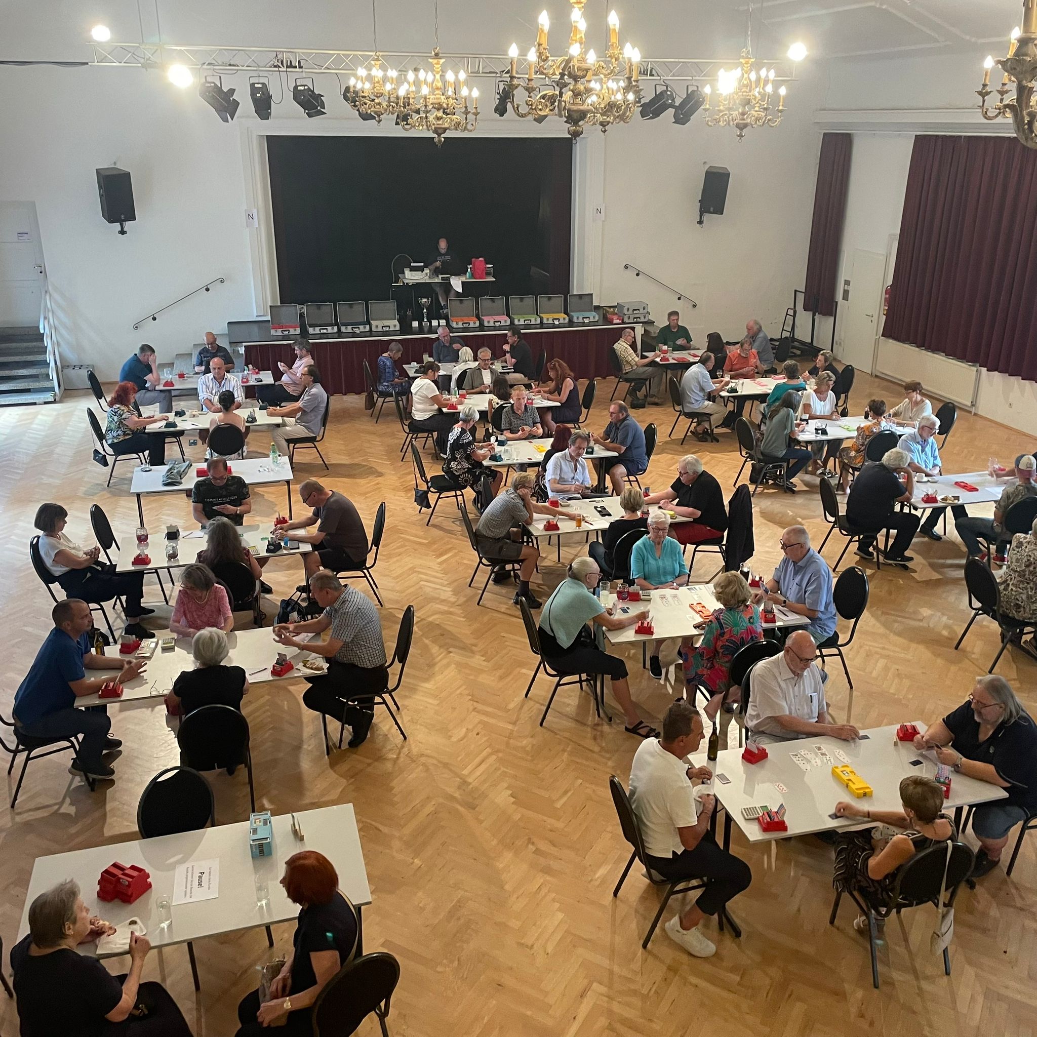 Read more about the article Tag 2 des Thermenlandturniers im Grabher Haus ♠️♥️♣️♦️